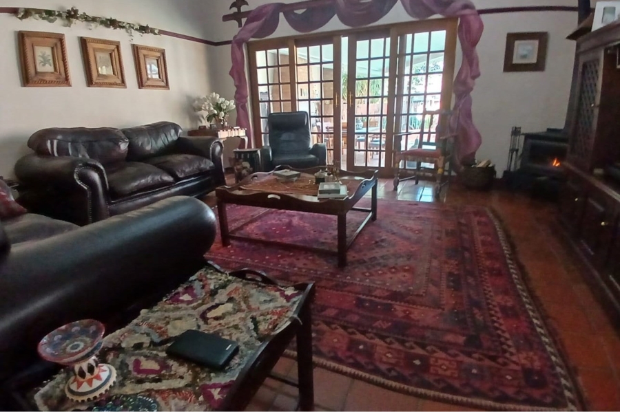 4 Bedroom Property for Sale in Herlear Northern Cape